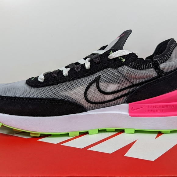 New With Box! Nike Waffle One SE Do You White/Black/Hyper Pink/Lime Glow Sz 6.5 - Picture 5 of 10